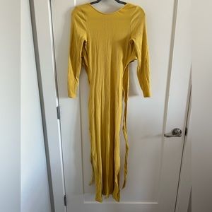 Free People NWT Wrap Dress. Mustard color. size Large.